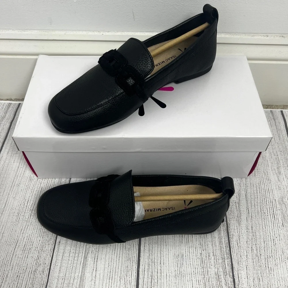 New Isaac Mizrahi Live Black Leather Driving Moccasins With Covered Chain Sz 5.5